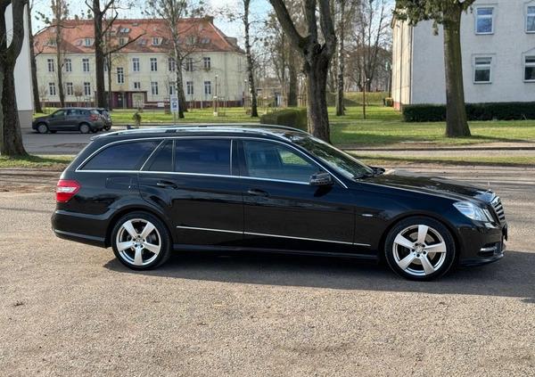Mercedes-Benz Klasa E cena 30000 przebieg: 275000, rok produkcji 2011 z Rakoniewice małe 121